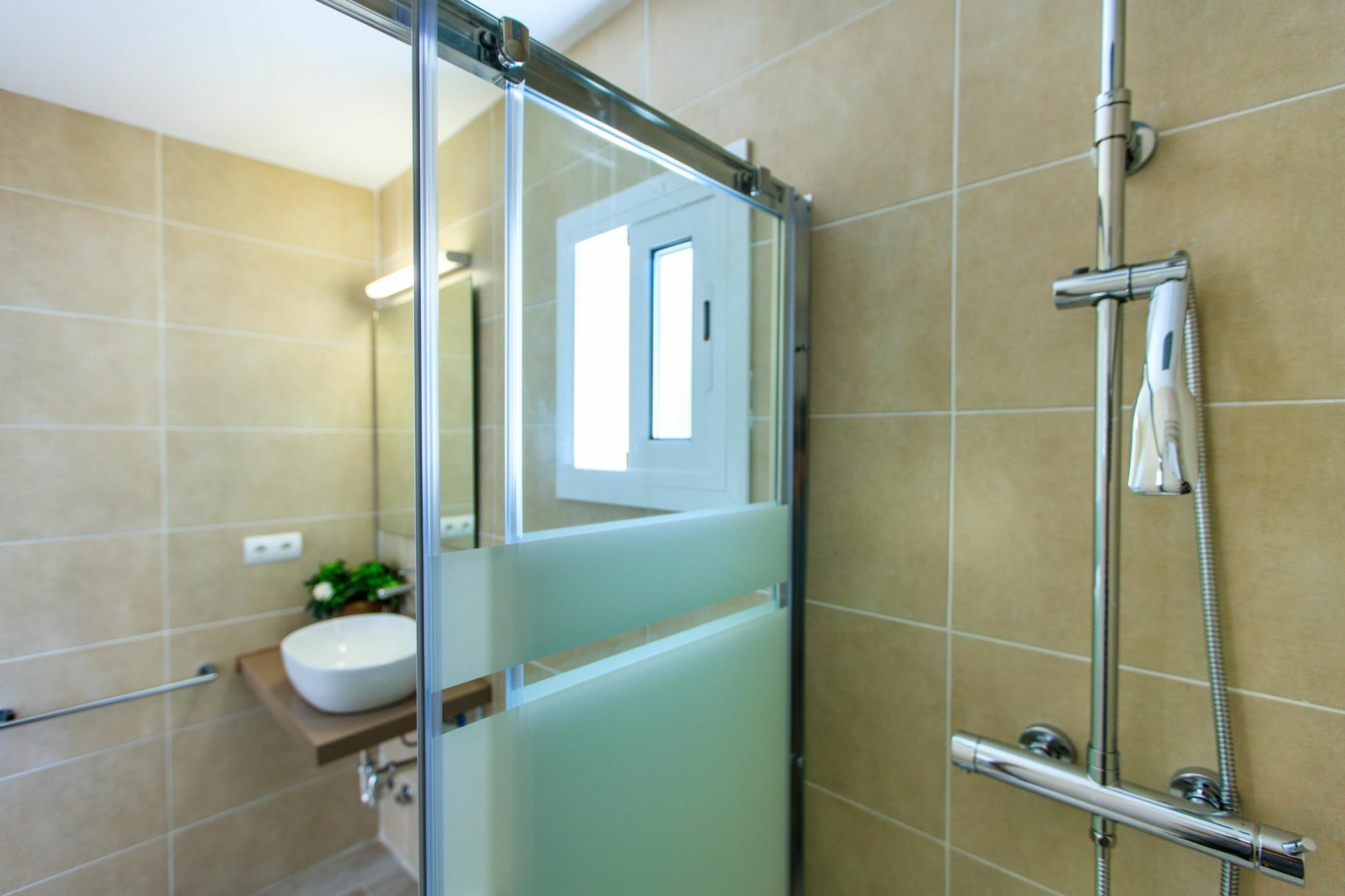 Pinos Playa Suites Playa Migjorn Luaran gambar